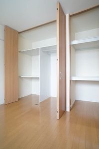 ウーヴィルダール 201号-6