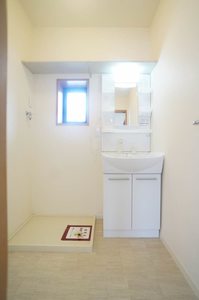 ウーヴィルダール 201号-9