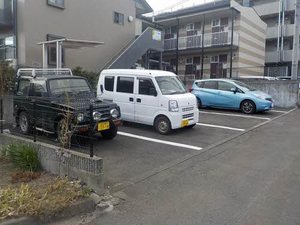 カーサ原町 102号-3