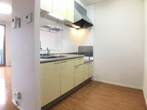 シャーメゾンサリーＣ 103号-3