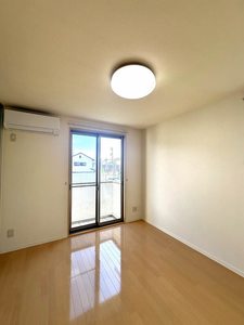 シャーメゾンＳ 201号-2