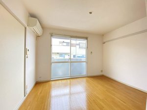 フローラルビラⅡ 101号-2