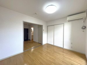 フォーブル西川 102号-2