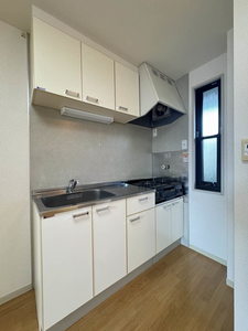 フォーブル西川 102号-9