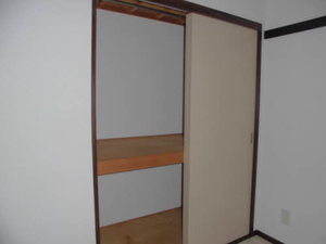 パインヒルズ 102号-9