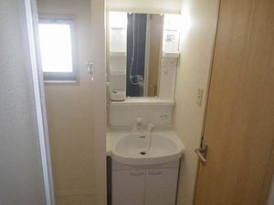 メゾン　ドゥ　ボヌールⅡ 203号-3