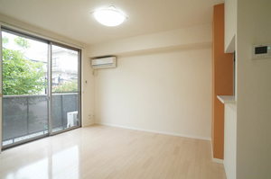 メゾンマスト南中央 C102号-2