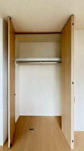 サンシャイン穂波 201号-13