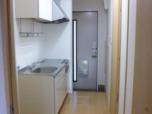 シャーメゾン前田 203号-3