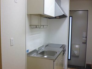 シャーメゾン前田 203号-4