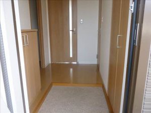 シャーメゾン不来方Ⅱ 205号-3