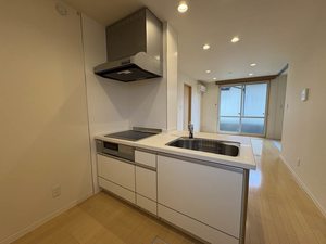 Private Garden 向陽台 101号-3
