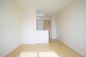 イースト　ヴィレッジ 203号-4