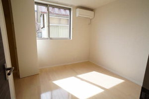 シャーメゾンＧＬＡＮＺ 102号-5