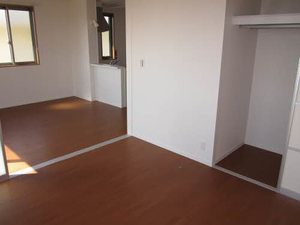 メゾン・エム 202号-9