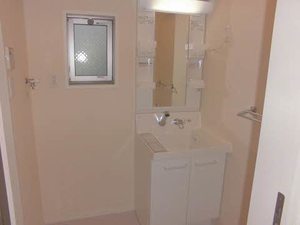 レヴァランス名取 201号-8