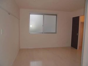 レヴァランス名取 201号-13