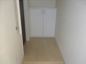 シャーメゾン城 102号-8