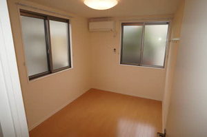 ベレッツァ桜田 103号-8