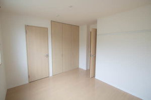 シャーメゾン　リラフォートＢ 102号-8