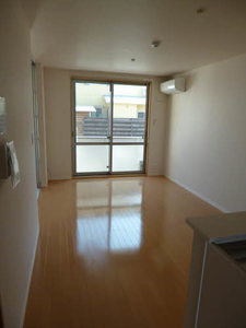 ウィスティアリア御前 101号-8