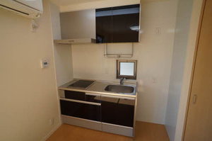 シャーメゾンめいび 201号-2