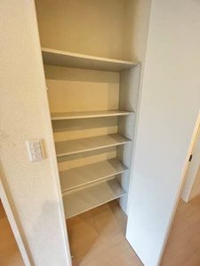 シャーメゾン青野 202号-4