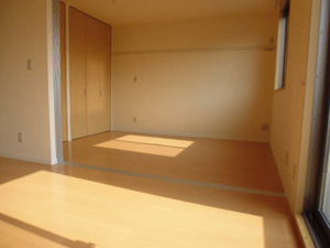 シャーメゾン　ＳＫＹ 102号-3