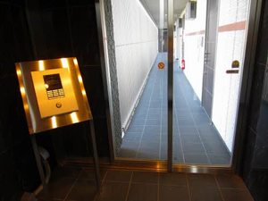 メゾンマスト高坂 203号-2