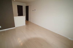 ベレオ　トライスター 203号-4