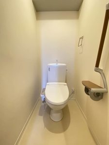 シャーメゾン　西殿 A102号-5