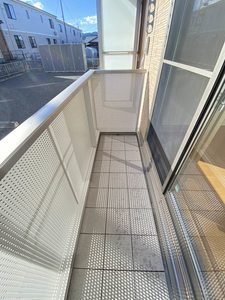 シャーメゾン　西殿 A102号-13