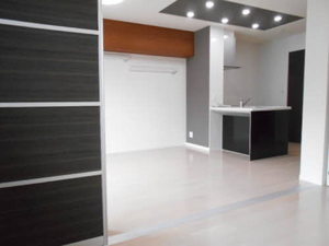 リラ中通 203号-9