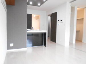 リラ中通 203号-12