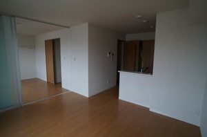 ルミエールコート　ＧＴｉ　Ａ 102号-3