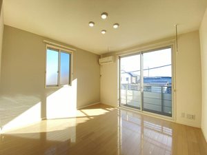 シャーメゾン大原 201号-2