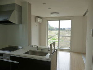 シャーメゾン花ノ井 B101号-2