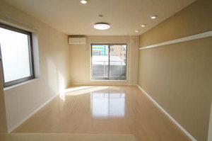 べレオ米町 A303号-4