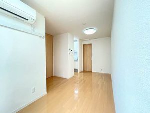 クレール堤町 101号-3