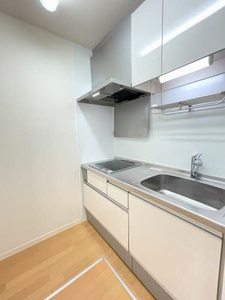 クレール堤町 101号-4