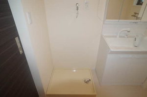 シャーメゾン寿町 102号-8