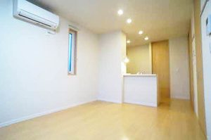 シャーメゾン　クレスト 203号-2