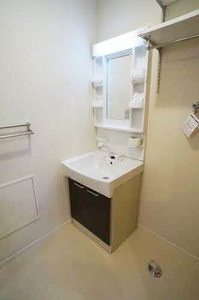 シャーメゾン　クレスト 203号-8