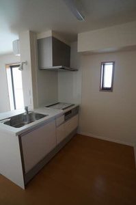 シャーメゾン北山形 202号-3