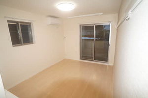 シャーメゾン日の出町 201号-13