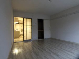 プライム・パークＢ 206号-3