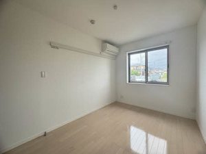 ベレオ伊賀河原 101号-4