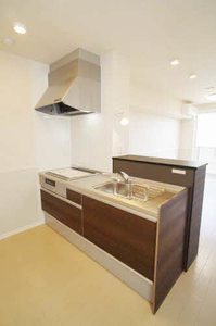 シャーメゾン　セントリビエ 203号-3