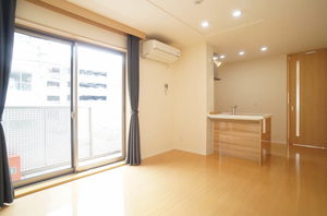メゾン神明町 202号-3