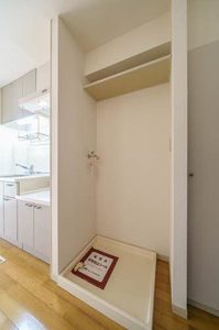 ラフィーネ中野栄 101号-11